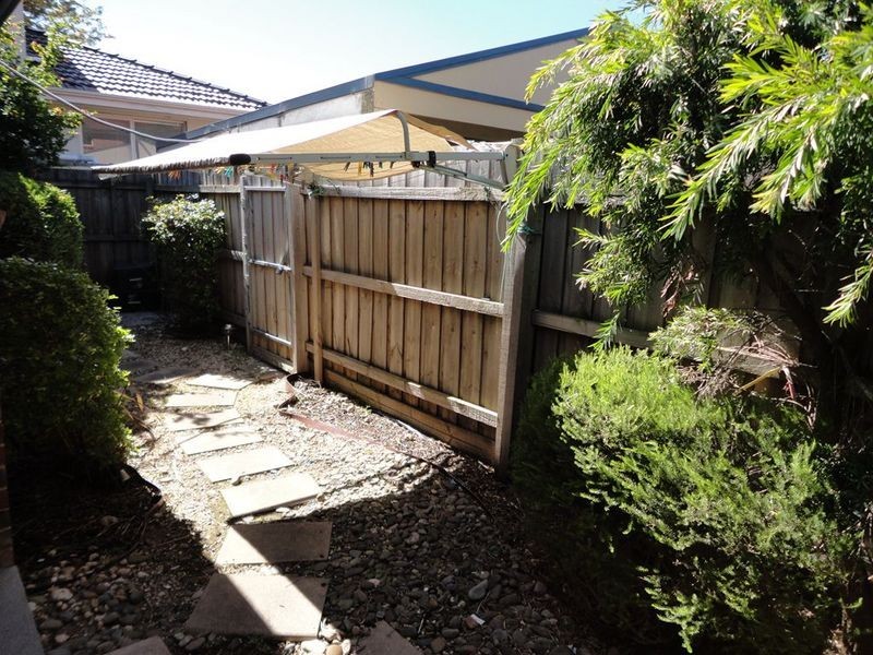 1/11 Belmont AVENUE, Clayton VIC 3168