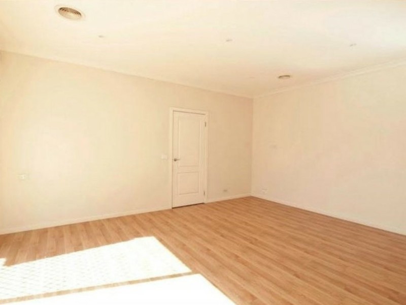 2/21-23 Kelvinside Road, Noble Park VIC 3174