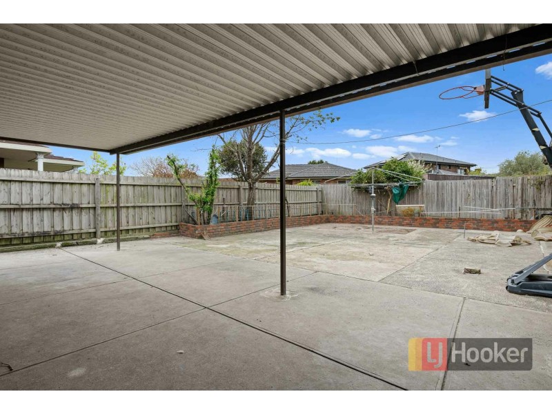 35 Carbine Avenue, Clarinda VIC 3169