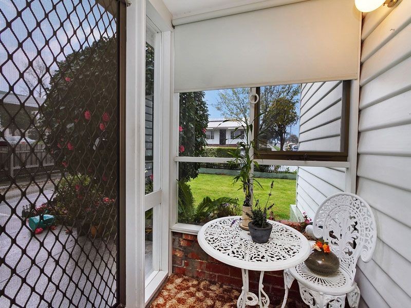 22 Moncur Ave, Springvale VIC 3171