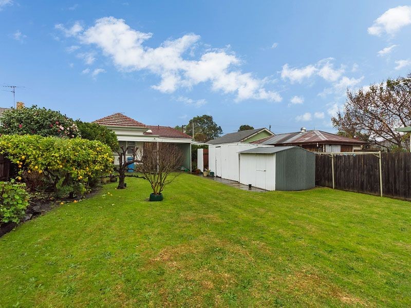 22 Moncur Ave, Springvale VIC 3171