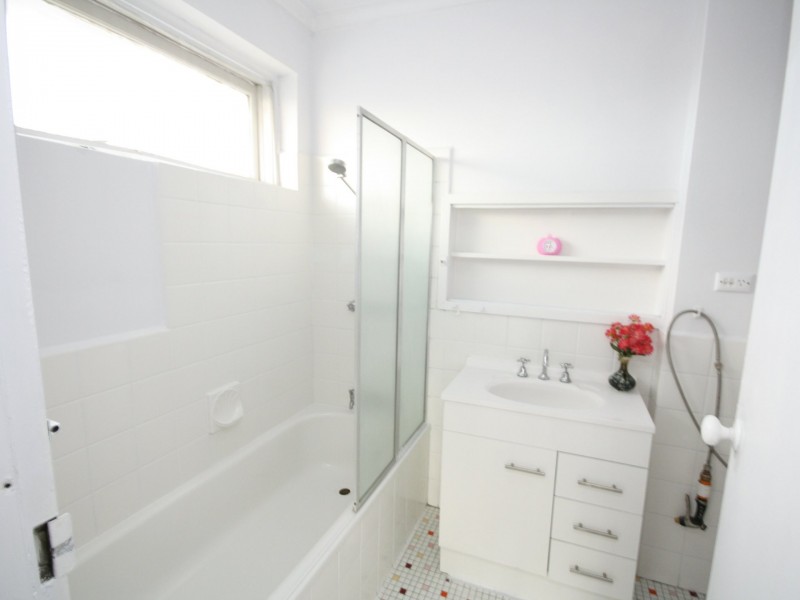 7/17 Royal Avenue, Springvale VIC 3171