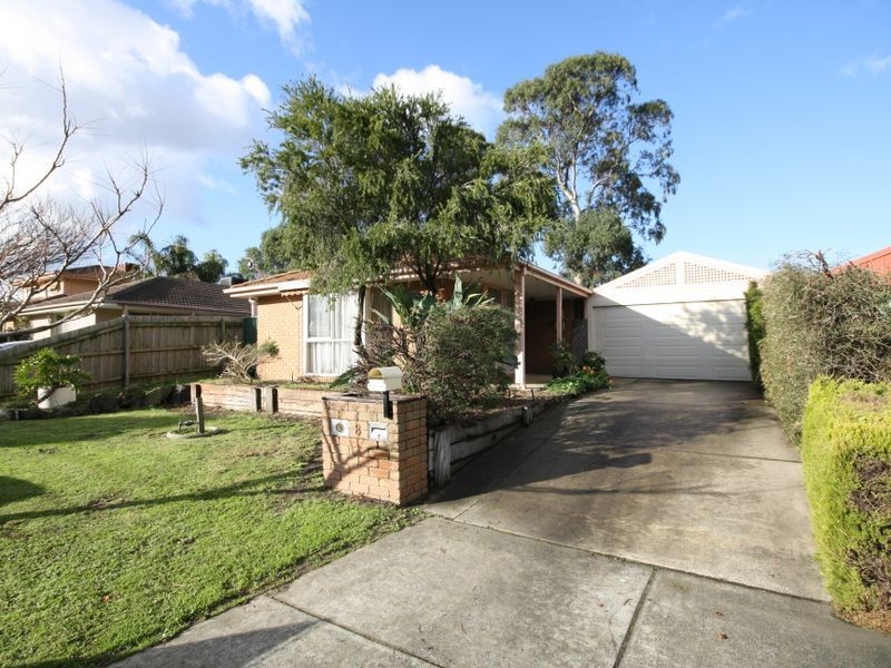 8 Jason Place, Hampton Park VIC 3976