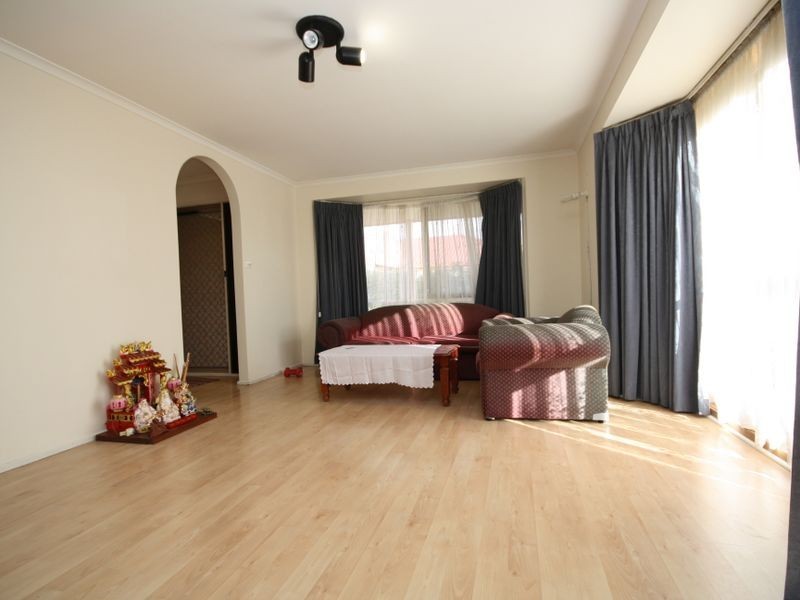 8 Jason Place, Hampton Park VIC 3976