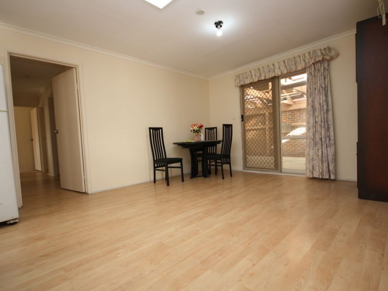 8 Jason Place, Hampton Park VIC 3976