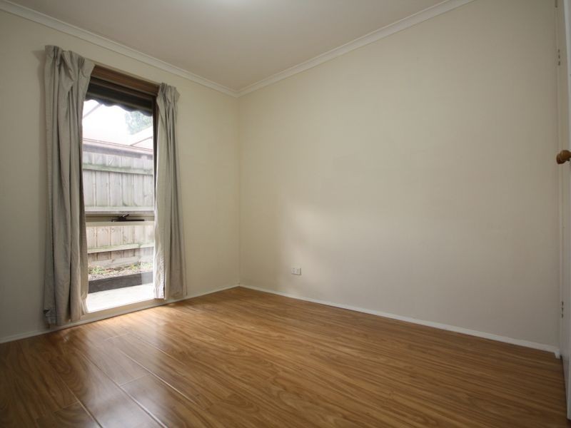 8 Jason Place, Hampton Park VIC 3976