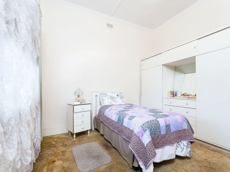 9 Armstrong Street, Springvale VIC 3171