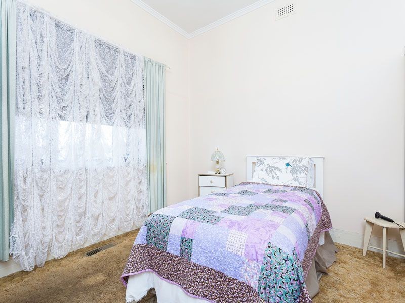 9 Armstrong Street, Springvale VIC 3171