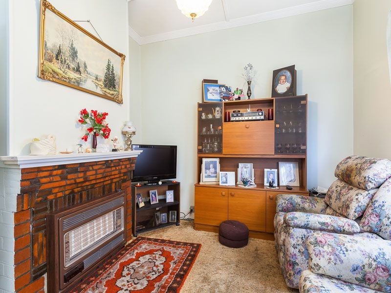 9 Armstrong Street, Springvale VIC 3171