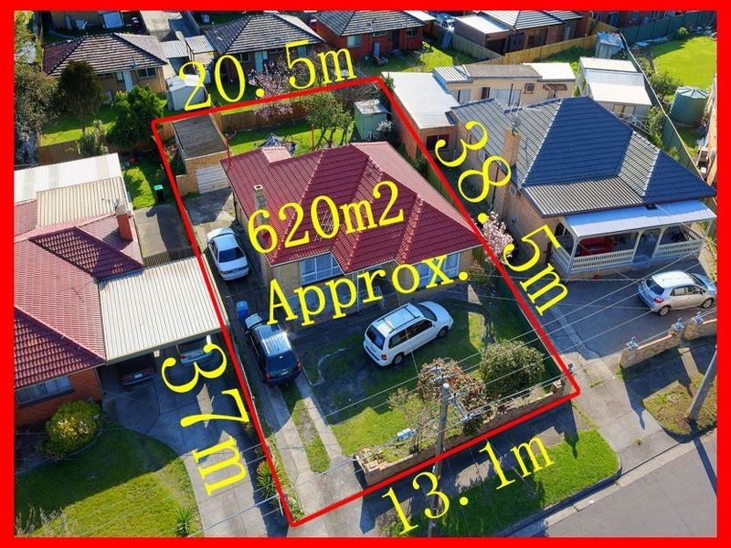 17 REDHILL ROAD, Springvale VIC 3171