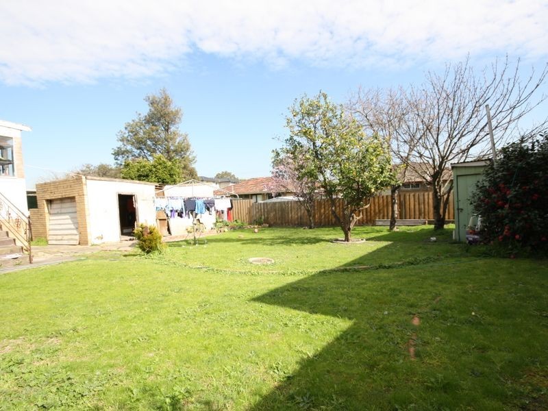 17 REDHILL ROAD, Springvale VIC 3171