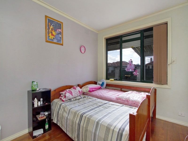 1/27 Birmingham St, Springvale VIC 3171
