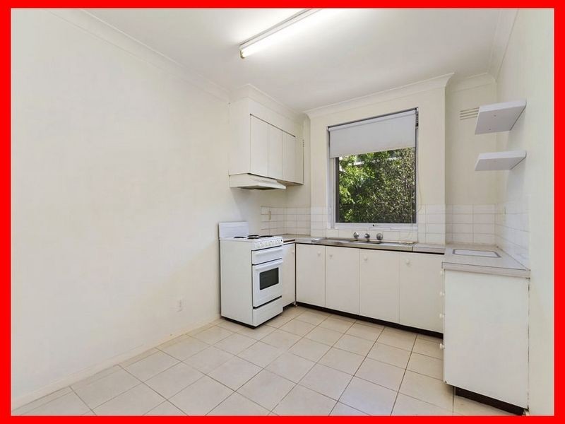4/6 ST James AVE, Springvale VIC 3171