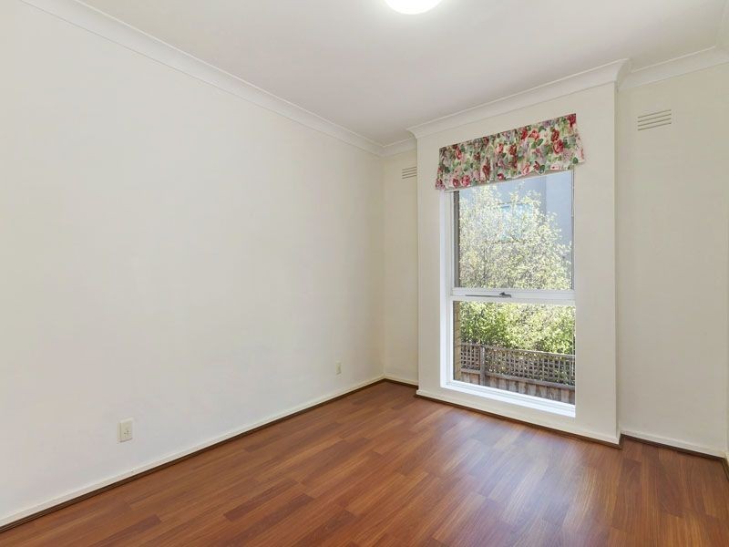 4/6 ST James AVE, Springvale VIC 3171