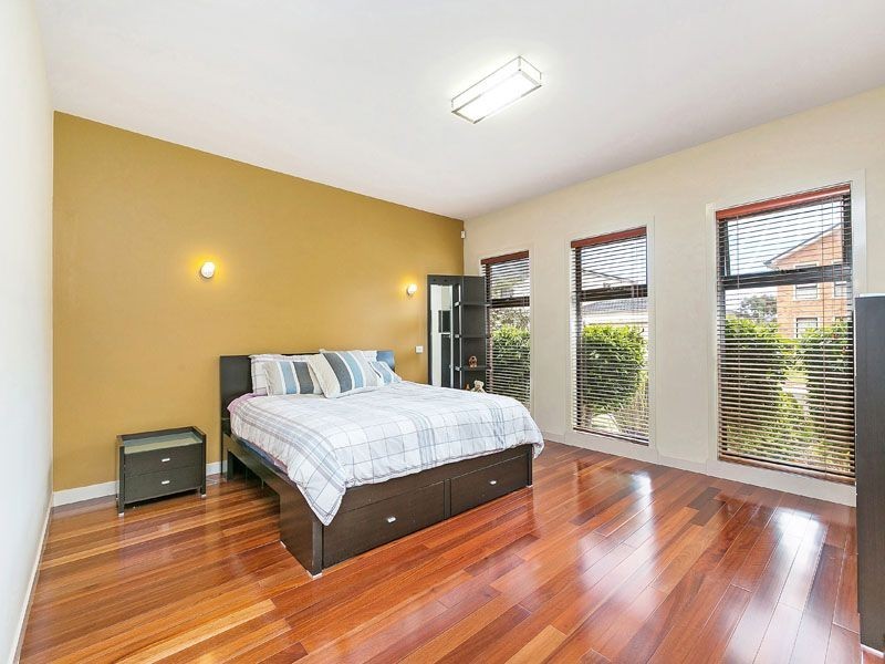 4 PARADE AVENUE, Keysborough VIC 3173