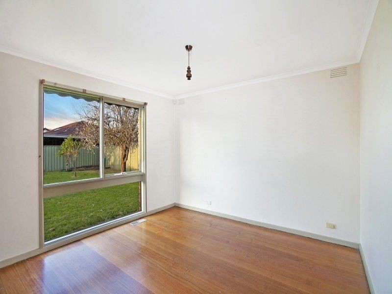 33 Gwent Street, Springvale South VIC 3172