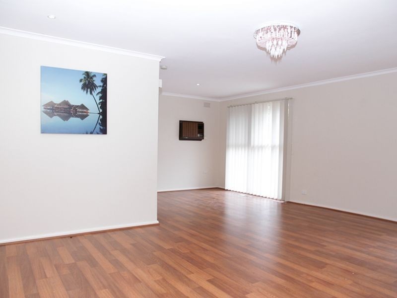 1/10 HODGKINSON CRT, Springvale VIC 3171