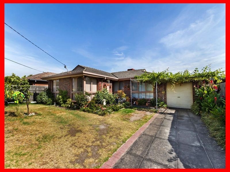64 DAVANZO AVENUE, Clarinda VIC 3169