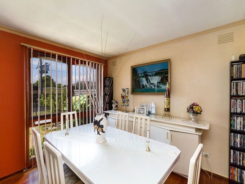 64 DAVANZO AVENUE, Clarinda VIC 3169