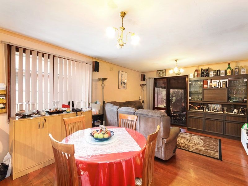 64 DAVANZO AVENUE, Clarinda VIC 3169