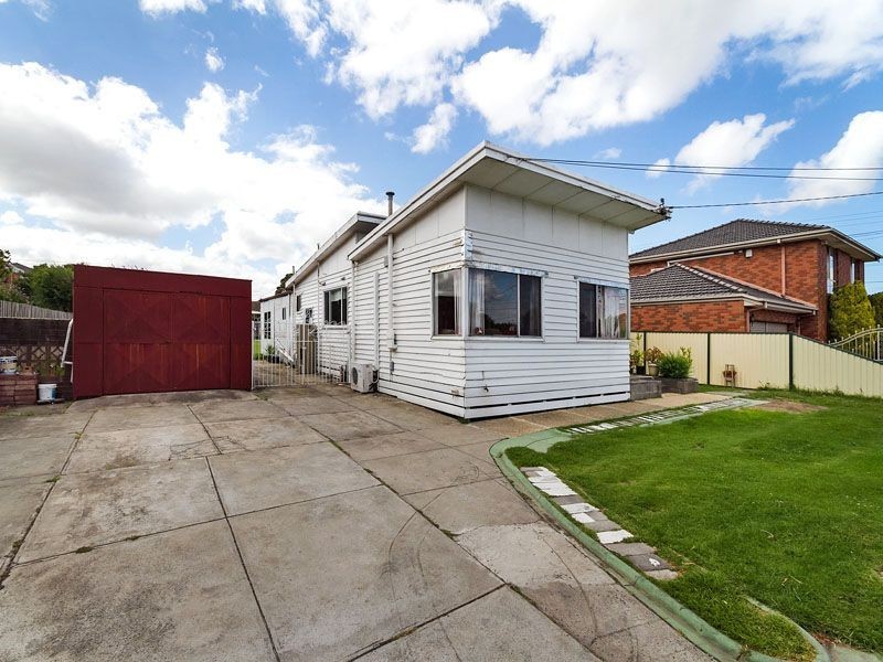 63 Royal Ave, Springvale VIC 3171