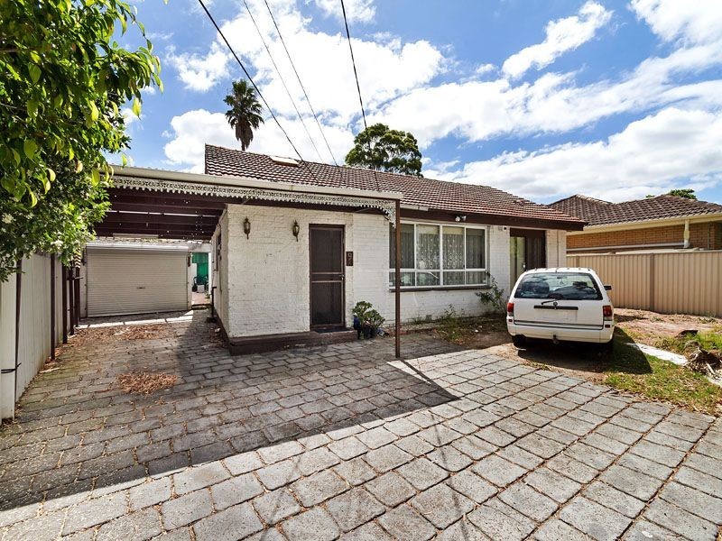 9 KINGSWOOD CRESCENT, Noble Park North VIC 3174