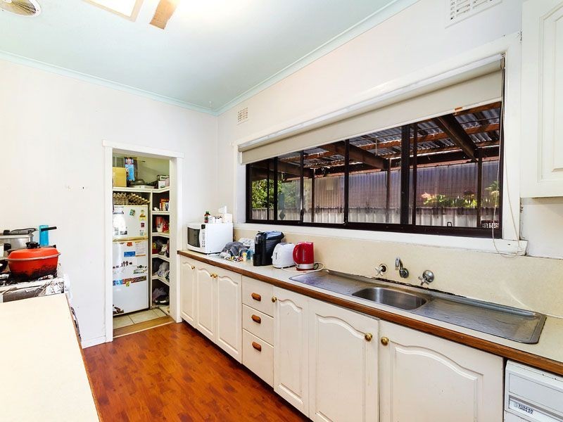 9 KINGSWOOD CRESCENT, Noble Park North VIC 3174