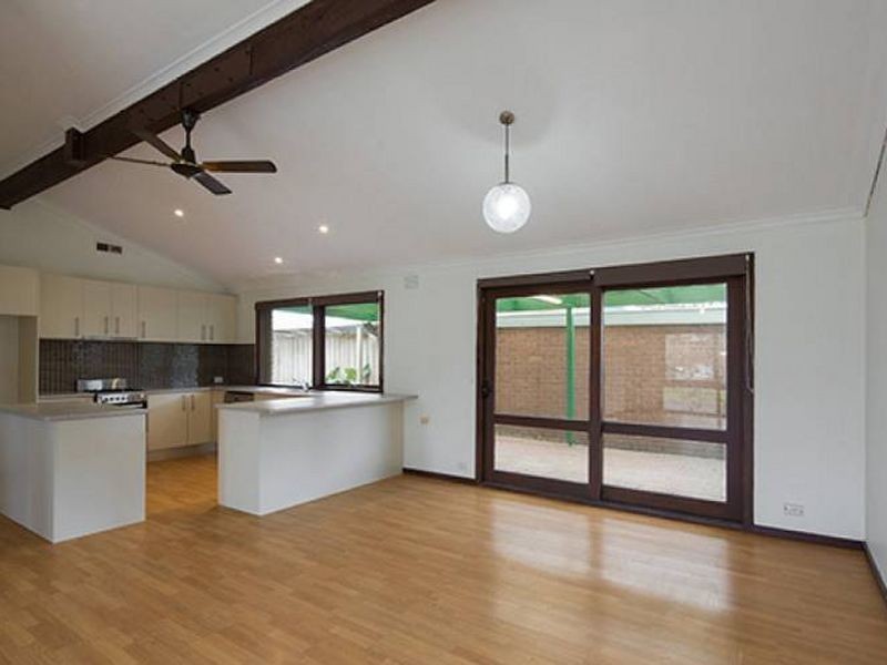 3 OAKWOOD DRIVE, Keysborough VIC 3173