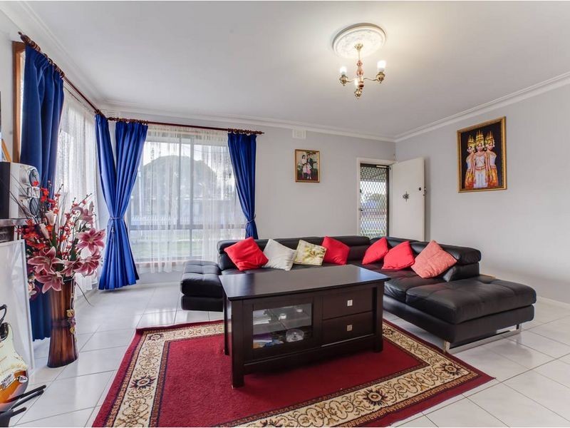 105 FORDHOLM RD, Hampton Park VIC 3976