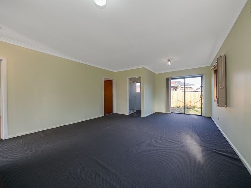 1/10 Charles street, Dandenong VIC 3175