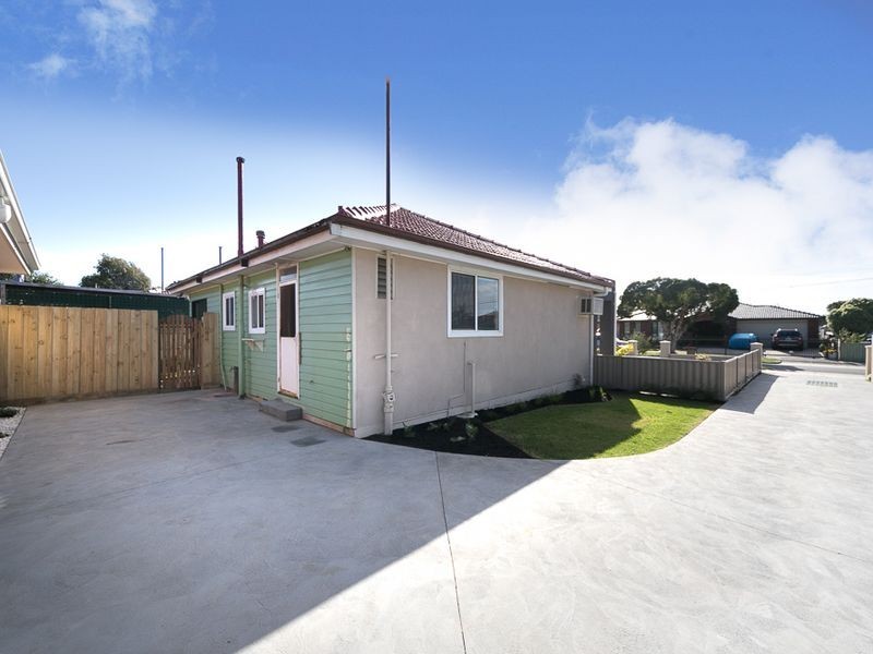 1/10 Charles street, Dandenong VIC 3175