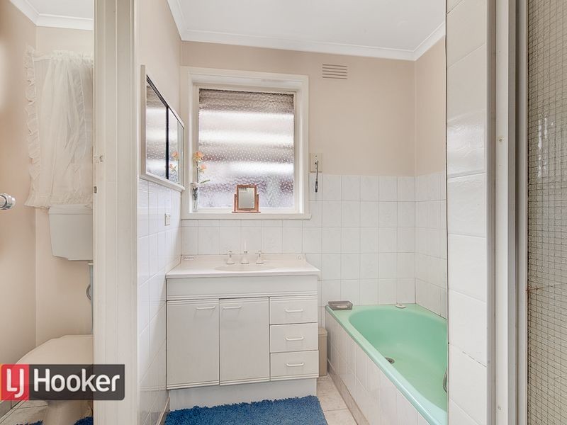 47 Ester Crescent, Clayton South VIC 3169