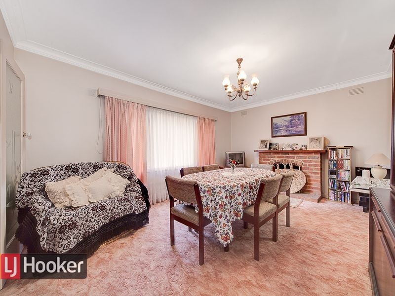 32 Glendale Road, Springvale VIC 3171