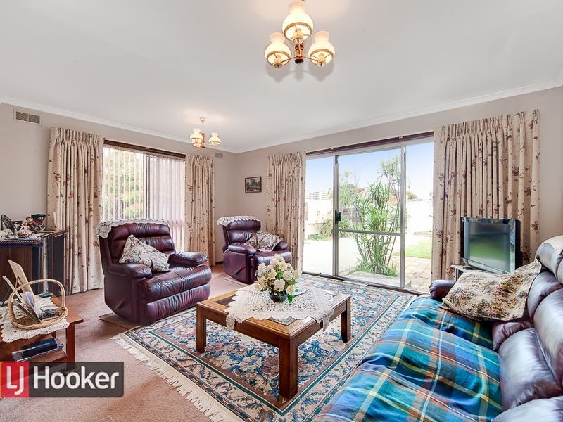 32 Glendale Road, Springvale VIC 3171