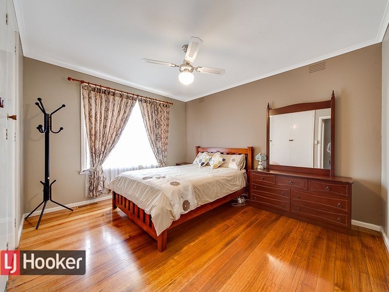 7 RICHARD STREET, Springvale South VIC 3172