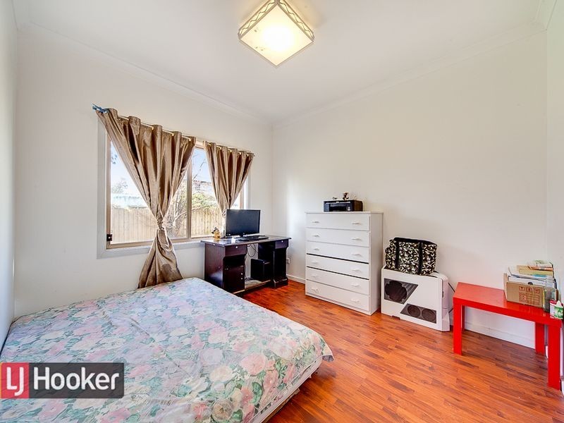 21 NEWCOMEN ROAD, Springvale VIC 3171