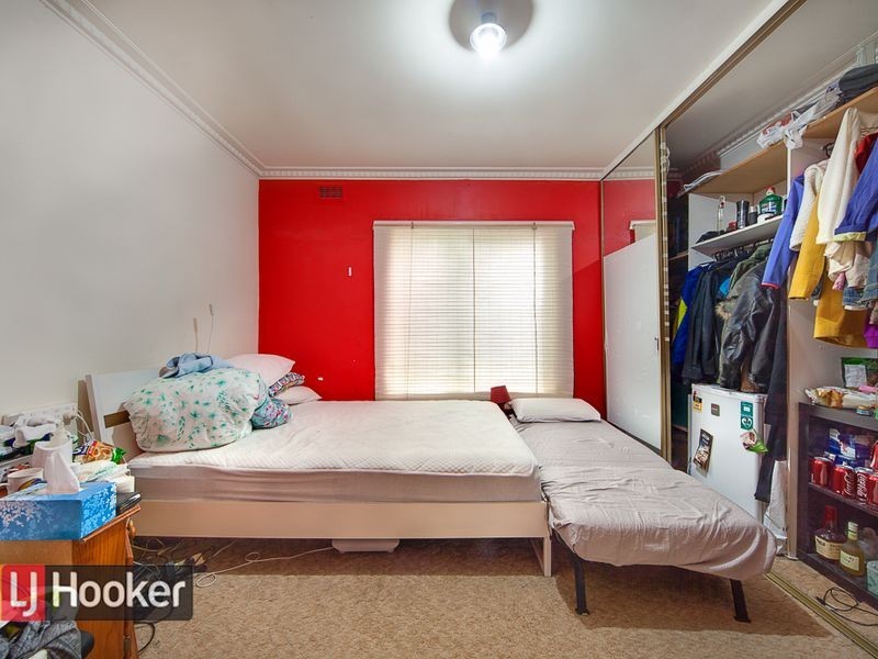 12 WHITESIDE ST, Springvale VIC 3171
