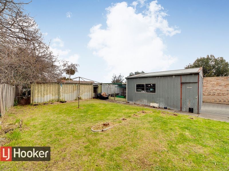 12 WHITESIDE ST, Springvale VIC 3171