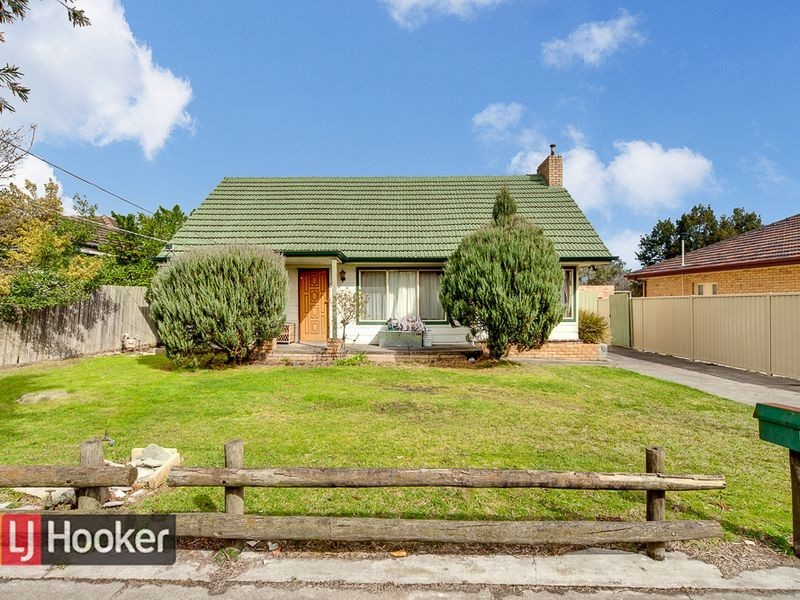 12 WHITESIDE ST, Springvale VIC 3171