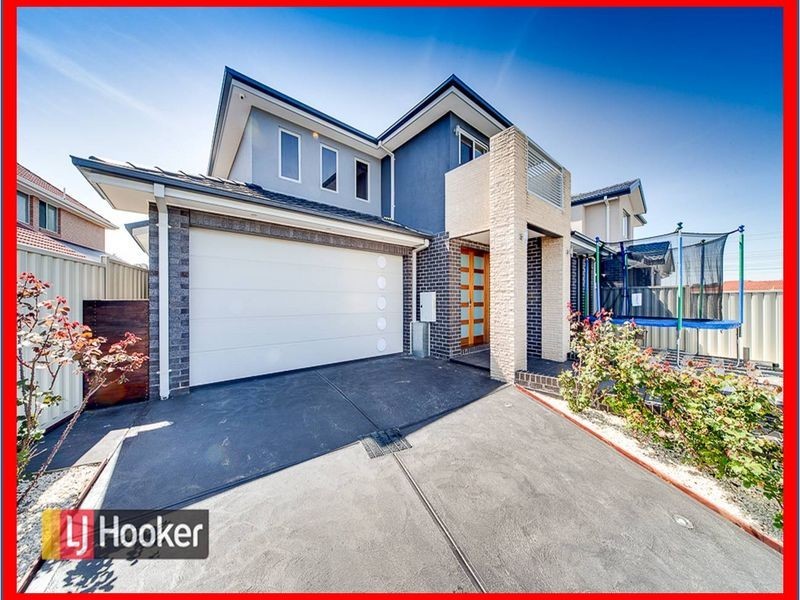 55 Eleanore Crescent, Hallam VIC 3803