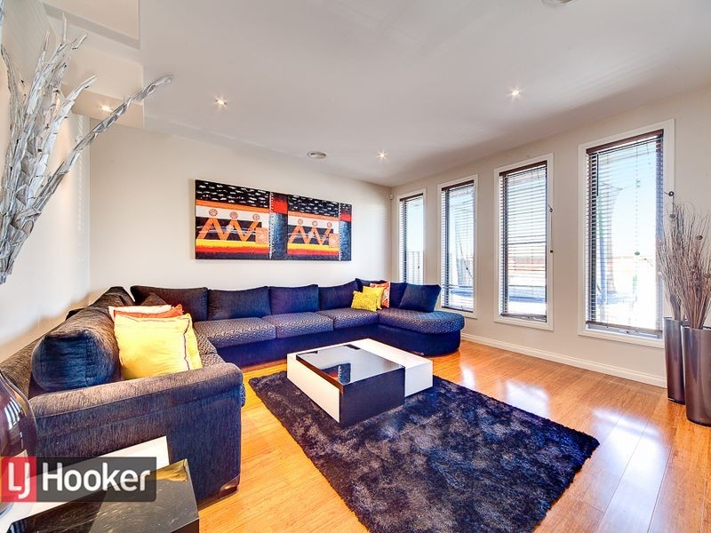 55 Eleanore Crescent, Hallam VIC 3803