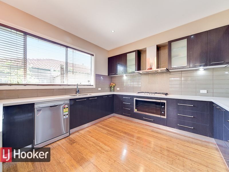 55 Eleanore Crescent, Hallam VIC 3803