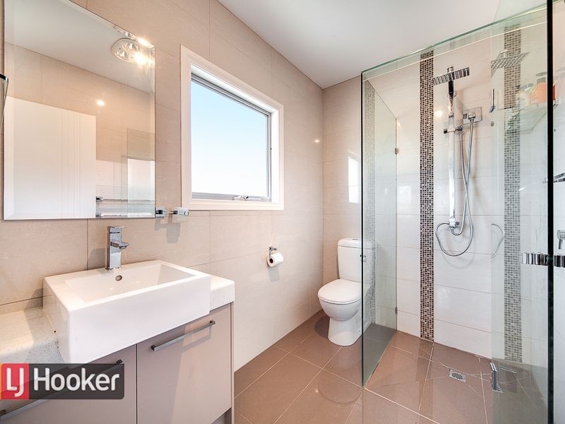 55 Eleanore Crescent, Hallam VIC 3803