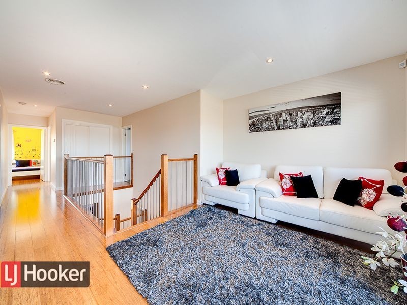 55 Eleanore Crescent, Hallam VIC 3803