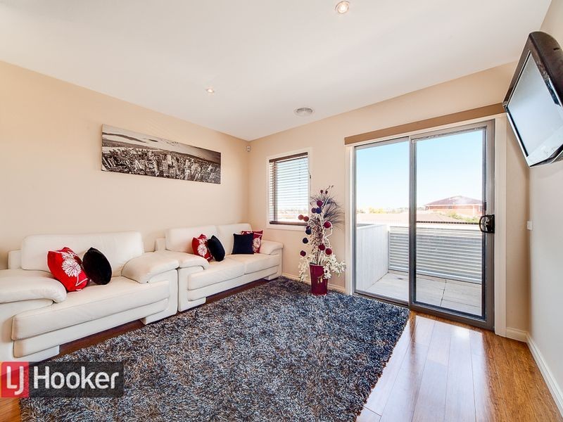 55 Eleanore Crescent, Hallam VIC 3803