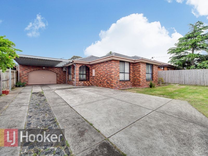 14 PAMIR ST, Dandenong North VIC 3175