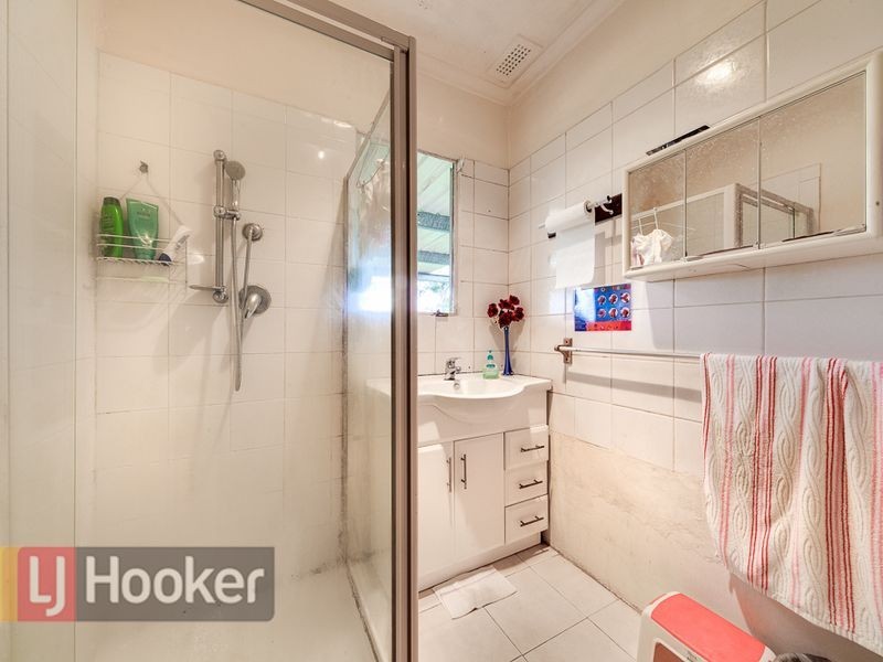 44 HUGHES CRESCENT, Dandenong North VIC 3175