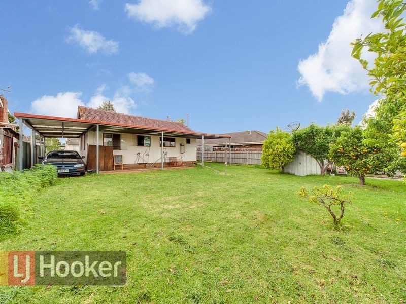 44 HUGHES CRESCENT, Dandenong North VIC 3175