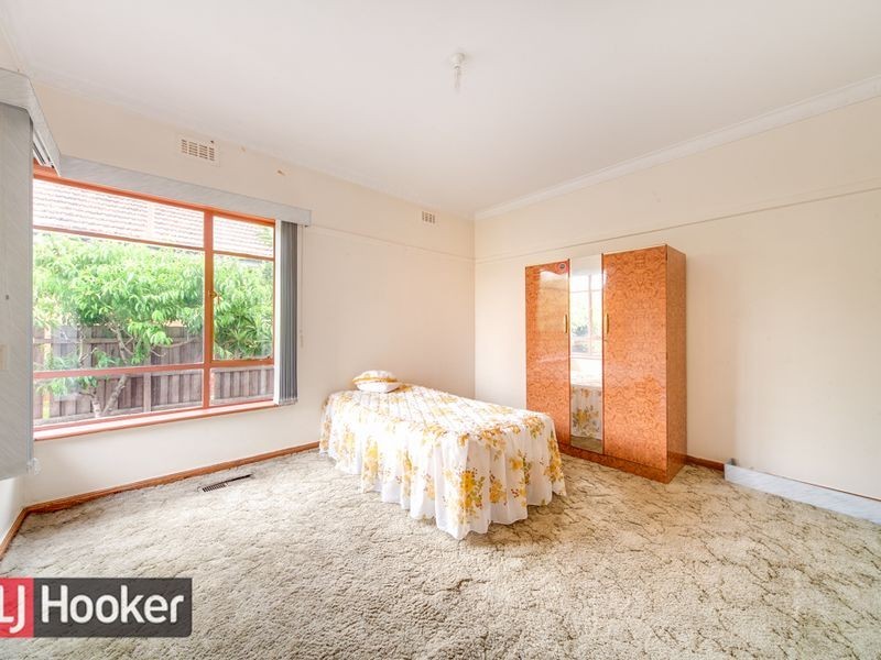 6 EDMOND ST, Springvale VIC 3171