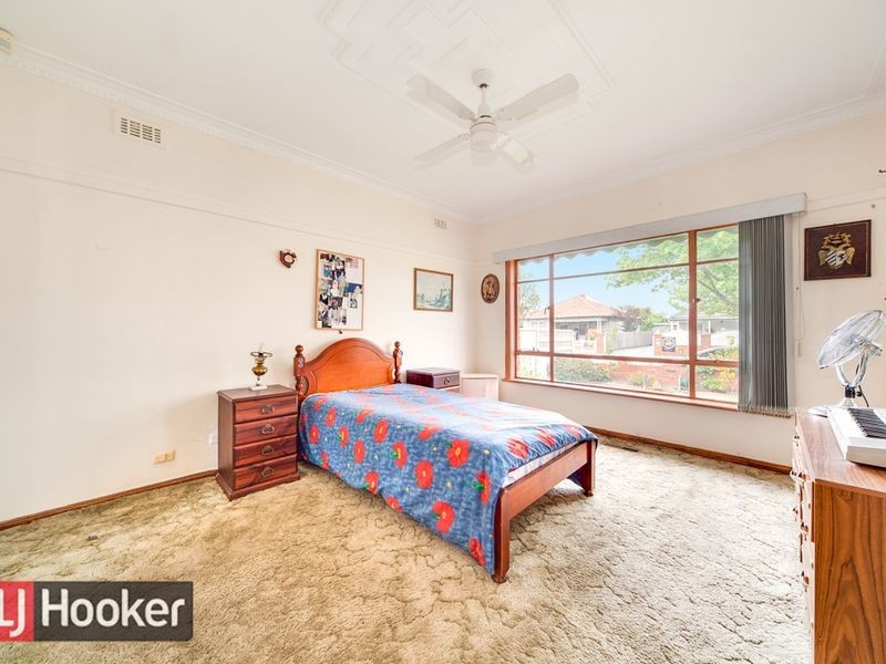 6 EDMOND ST, Springvale VIC 3171